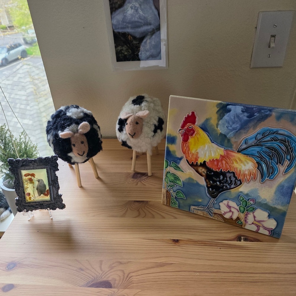 Benaya Art Decor Ping Signed Rooster Ceramic Art Tile 8x8 Raised Tube Lined - Picture 8 of 16